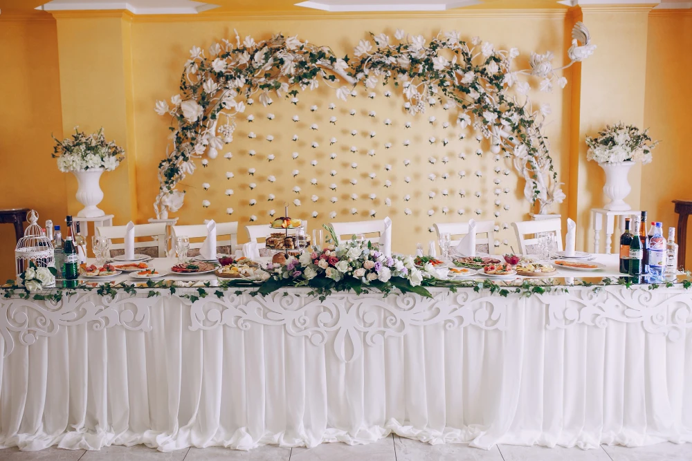 Transforming a Queensland Wedding: A Journey with the Best Floral Services