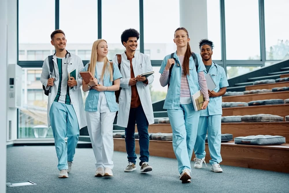 7 Steps to Get Started with EKG Technician Training in Florida Online