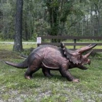 Why Dinosaur Statues Are the Boldest Outdoor Décor Trend Right Now?