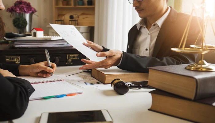 What Does a Legal Consultant in Qatar Do? A Complete Guide