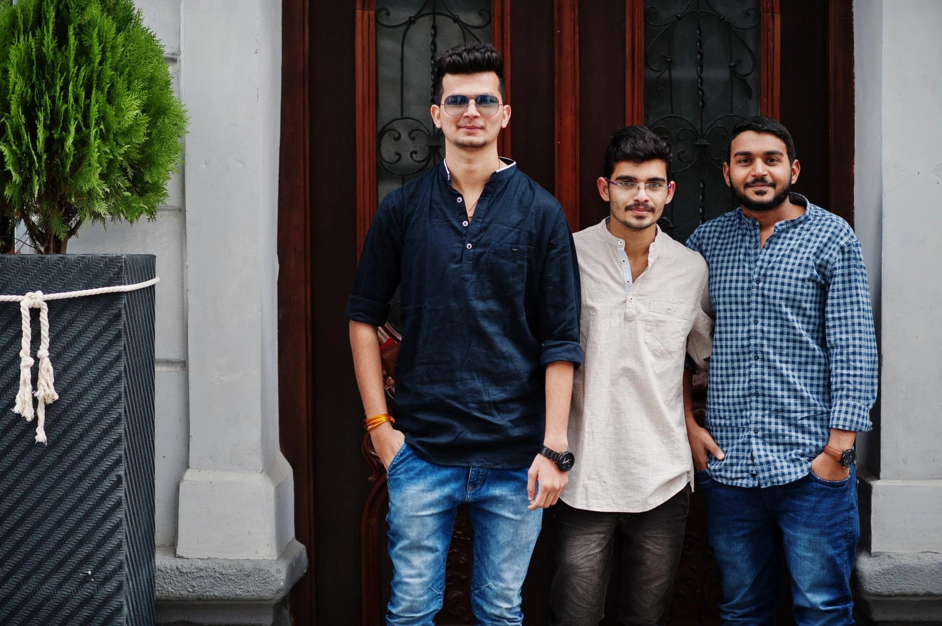 Modern Comfort Meets Tradition: How Linen Redefines Men’s Everyday and Ethnic Style