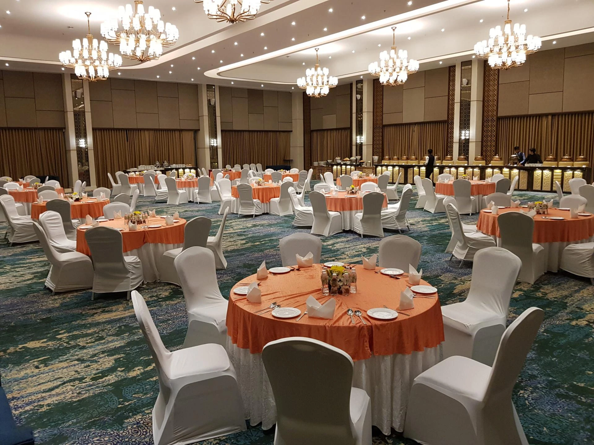 How to Choose the Best Business Event Party in Gandhinagar