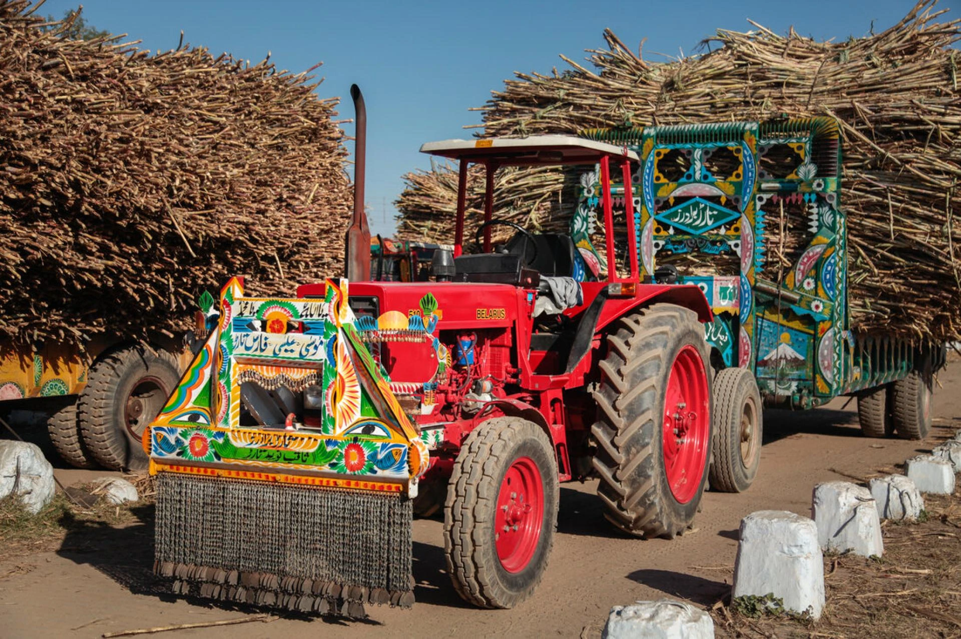 Tips Before Purchasing A Purana Tractor To Improve Productivity