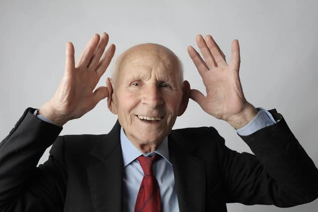 Managing Chronic Conditions: A Guide for Aging Adults 