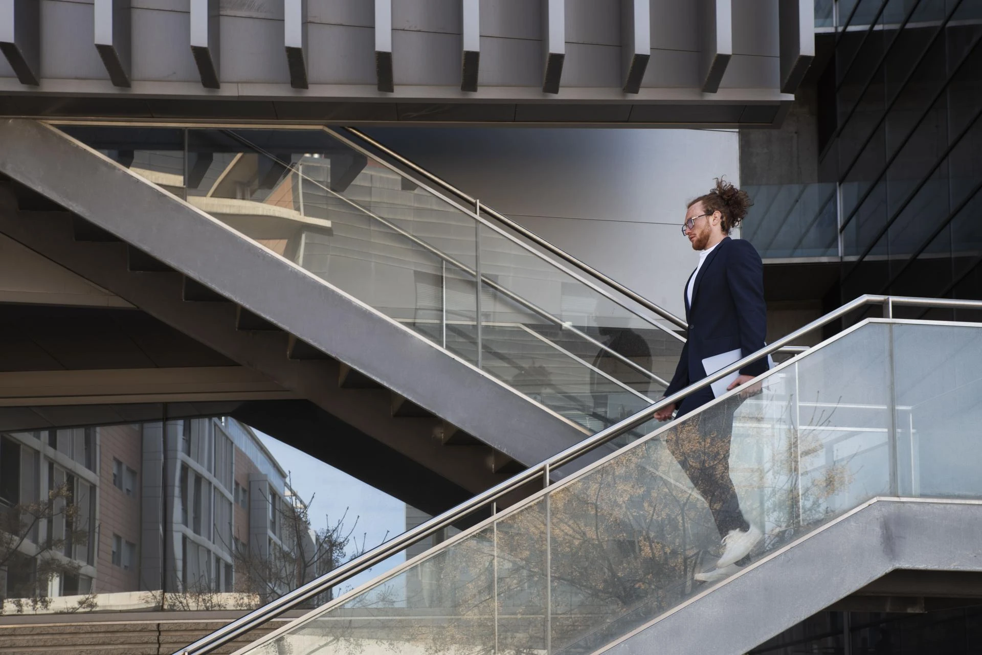 How Aluminum Glass Railing Adds Value to Rajkot Residential Projects