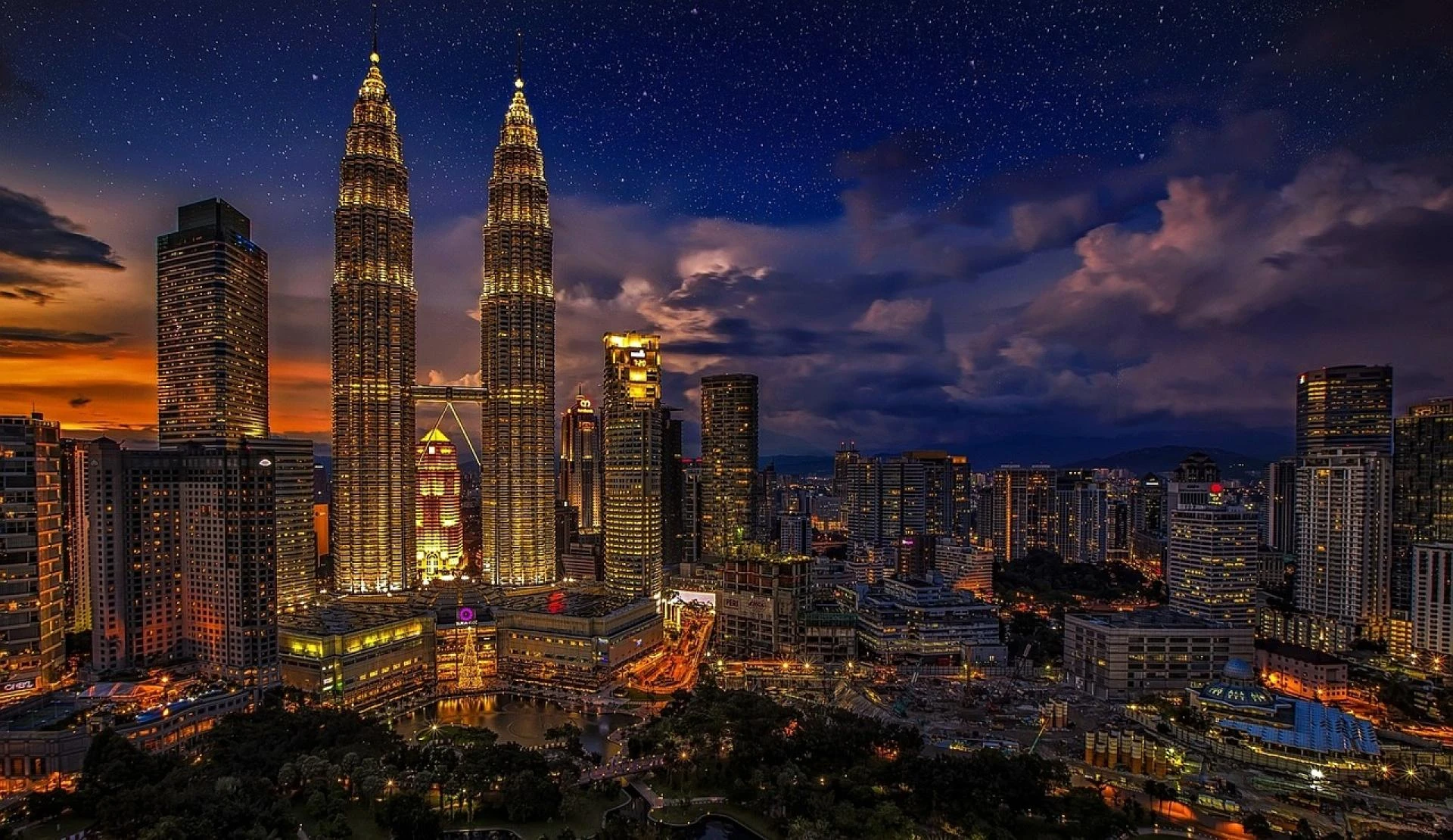 Lifestyle Travel Support for Visitors to Kuala Lumpur