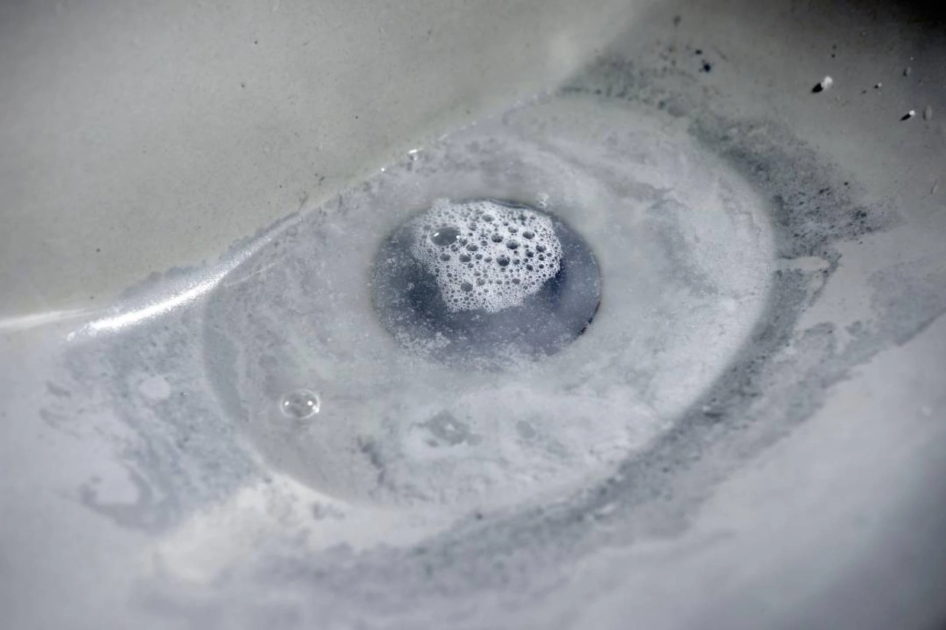 Residential vs Commercial Plumbing Services: Understanding the Key Differences and Benefits