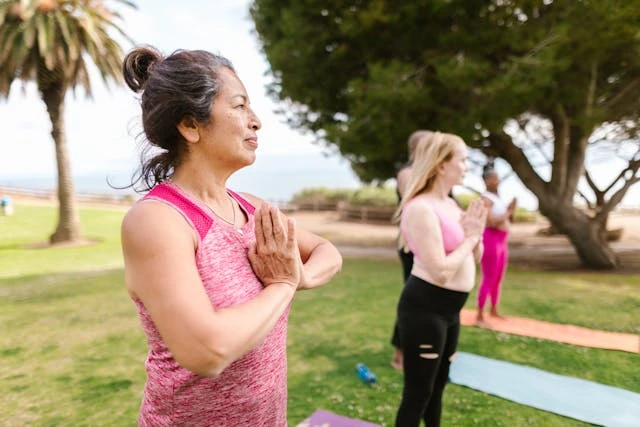 10 Easy, New Ways Women Are Managing Menopause Symptoms