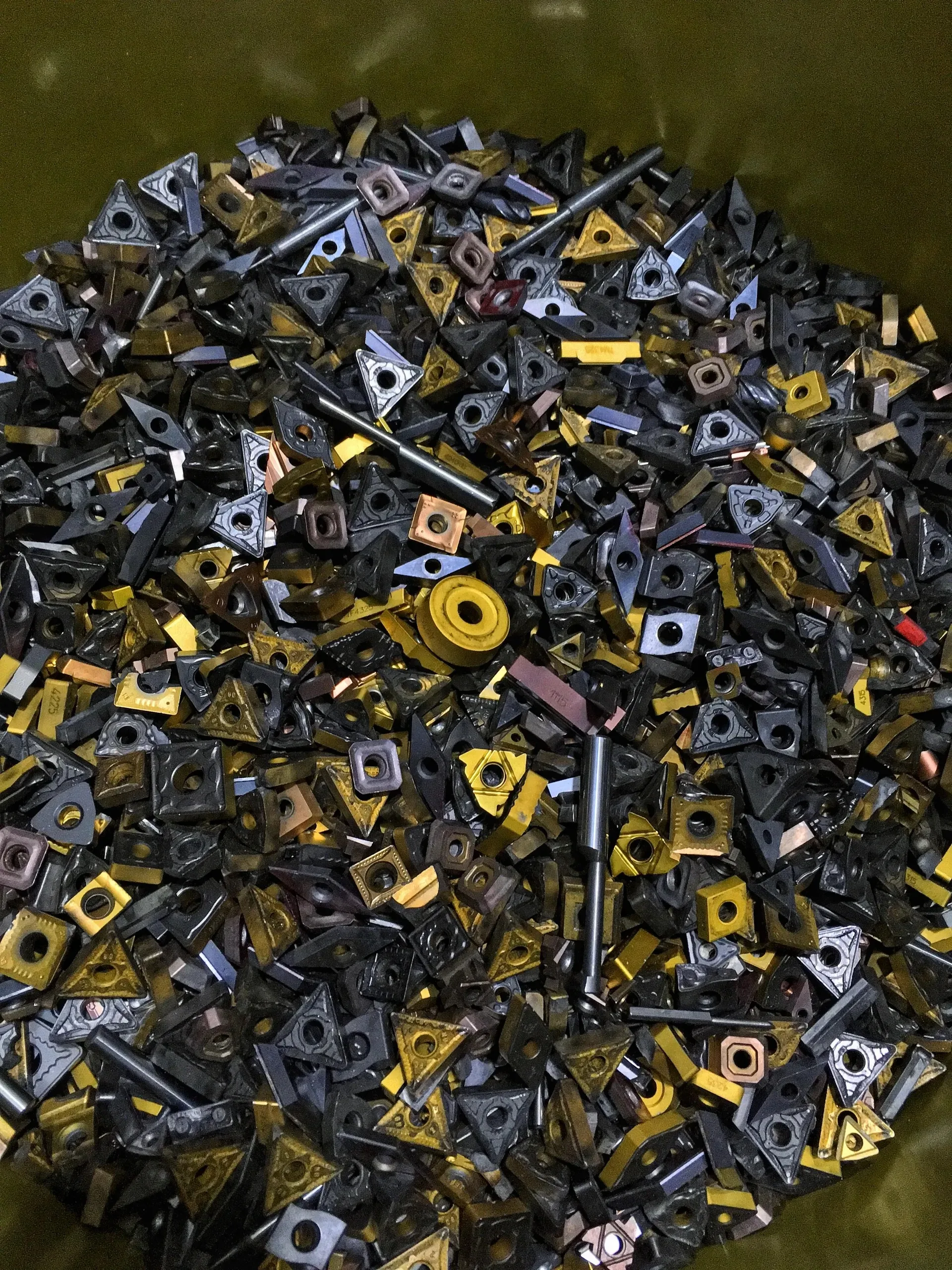 How Do You Choose a Reliable Carbide Recycling Company?