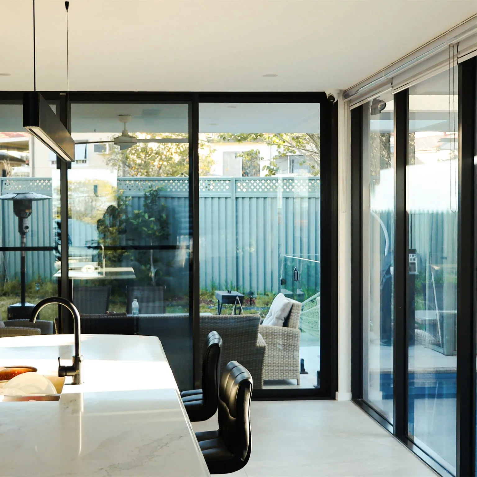 How to Stylishly Screen Casement and Awning Windows